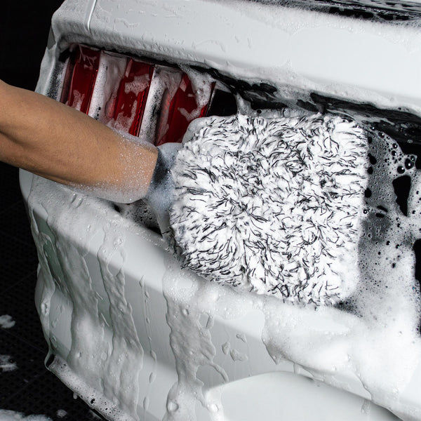 Ultimate Crazy Plush Microfibre Wash Mitt - Image 3