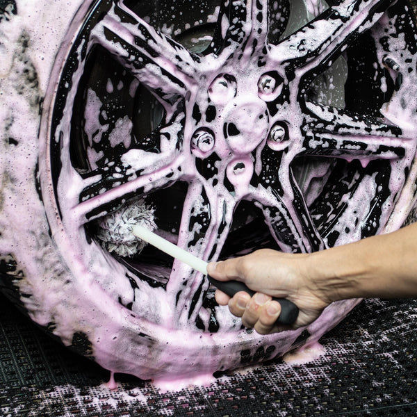 Ultimate Crazy Plush Wooly Wheel Brush - Image 2